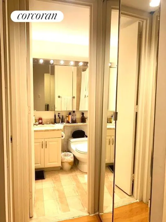 New York City Real Estate | View 1 Irving Place, G17C | Primary Bathroom | View 9