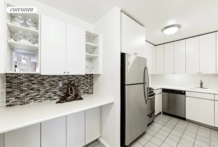 New York City Real Estate | View 520 East 76th Street, 7D | Kitchen | View 4