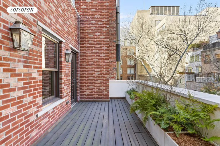 New York City Real Estate | View 45 East 74th Street | room 27 | View 28