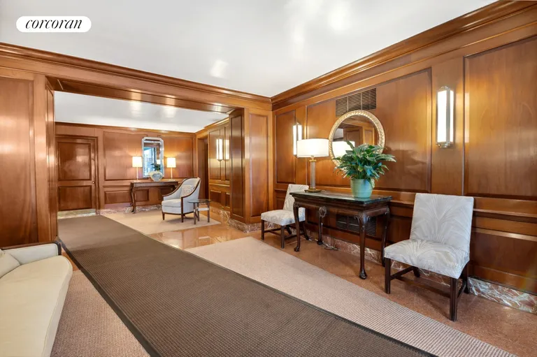 New York City Real Estate | View 10 East 70th Street, 6A | room 15 | View 16