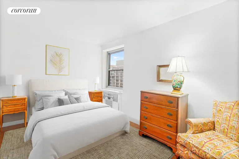 New York City Real Estate | View 525 East 86th Street, 21C | room 4 | View 5