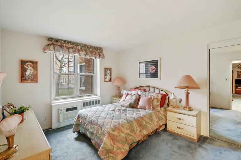 New York City Real Estate | View 209-20 18th Avenue, 1B | room 2 | View 3
