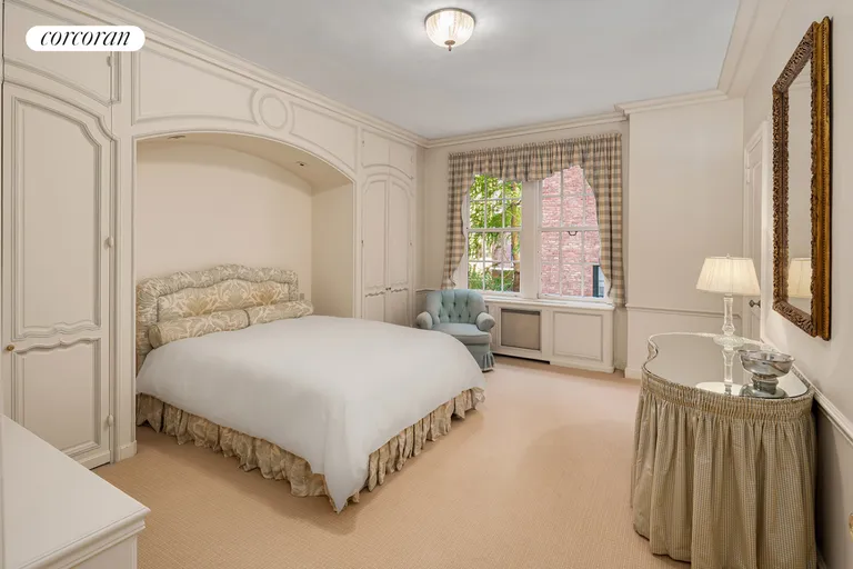 New York City Real Estate | View 730 Park Avenue, 3C | room 9 | View 10