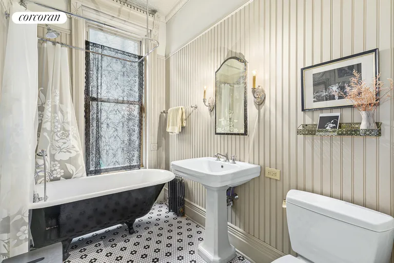 New York City Real Estate | View 1989 Madison Avenue | Full Bathroom | View 16