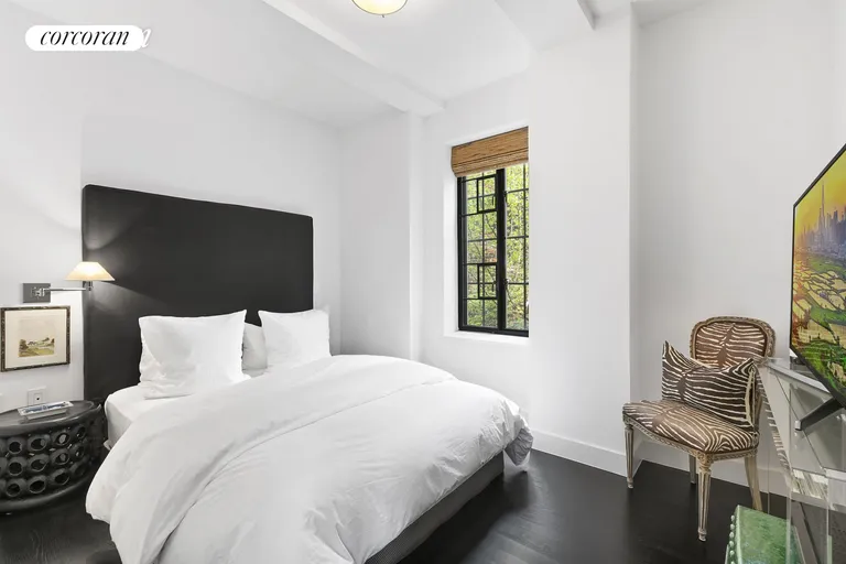 New York City Real Estate | View 201 West 16th Street, 18D | Queen-sized Bedroom | View 5