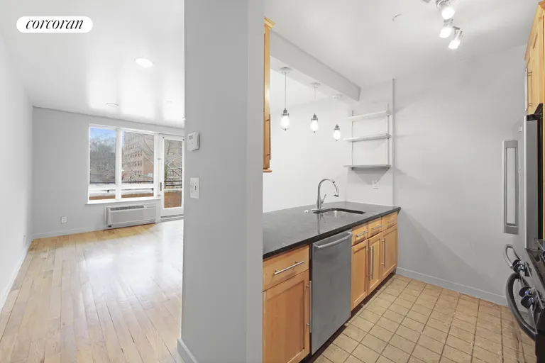 New York City Real Estate | View 324 East 112th Street, 2A | room 1 | View 2