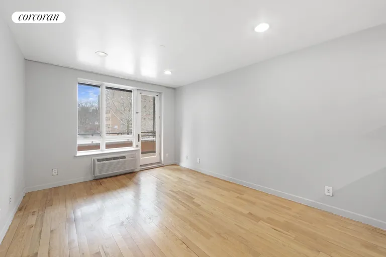 New York City Real Estate | View 324 East 112th Street, 2A | room 2 | View 3