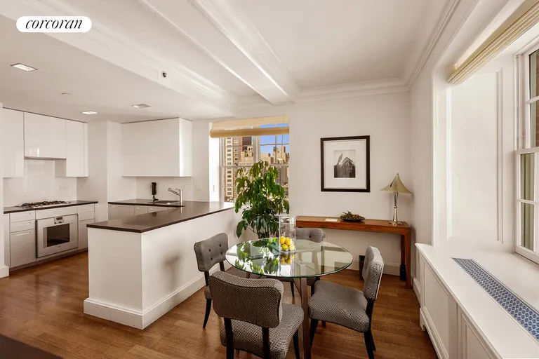 New York City Real Estate | View 25 East 77th Street, 1503 | room 5 | View 6