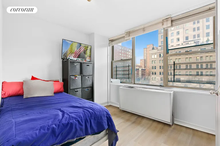 New York City Real Estate | View 301 East 79th Street, 4D | Bedroom | View 3