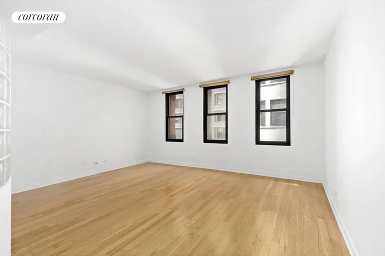 New York City Real Estate | View 56 Pine Street, 11G | room 1 | View 2