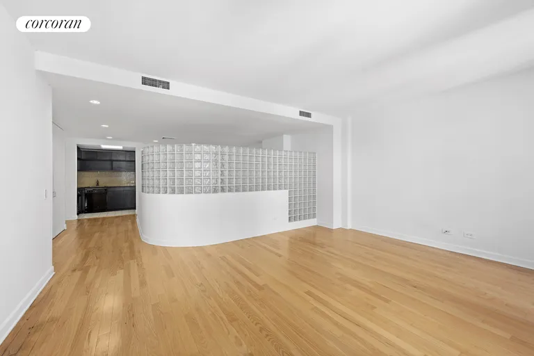 New York City Real Estate | View 56 Pine Street, 11G | room 3 | View 4