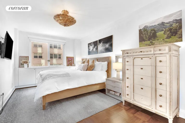 New York City Real Estate | View 105 West 13th Street, 7C | room 5 | View 6