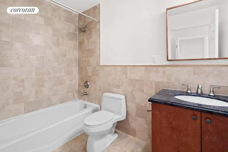 New York City Real Estate | View 467 West 163rd Street, 6 | Full Bathroom | View 13