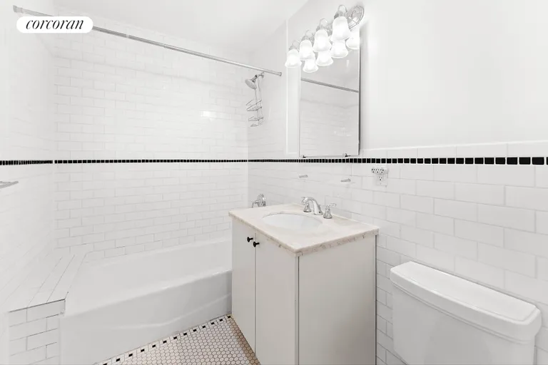 New York City Real Estate | View 467 West 163rd Street, 6 | Full Bathroom | View 10