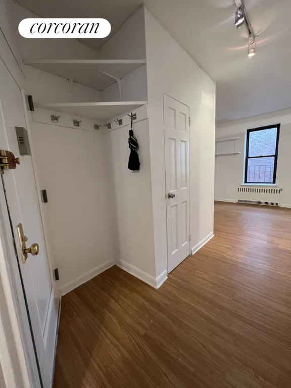 New York City Real Estate | View 448 East 87th Street, 4A | room 5 | View 6
