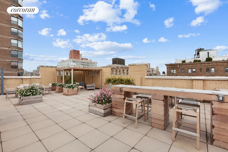 New York City Real Estate | View 215 West 88th Street, 12E | Dine Al Fresco | View 18