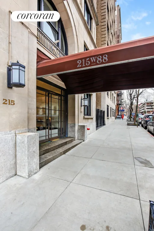 New York City Real Estate | View 215 West 88th Street, 12E | The Merrion Condominium | View 21