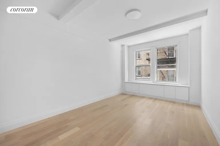New York City Real Estate | View 60 Gramercy Park North, 2D | room 4 | View 5