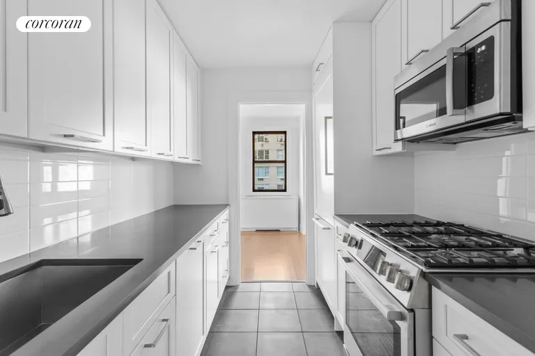 New York City Real Estate | View 201 East 28th Street, 12P | room 1 | View 2
