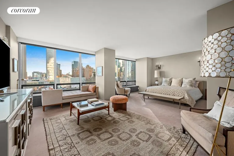 New York City Real Estate | View 870 United Nations Plaza, 9F | room 5 | View 6