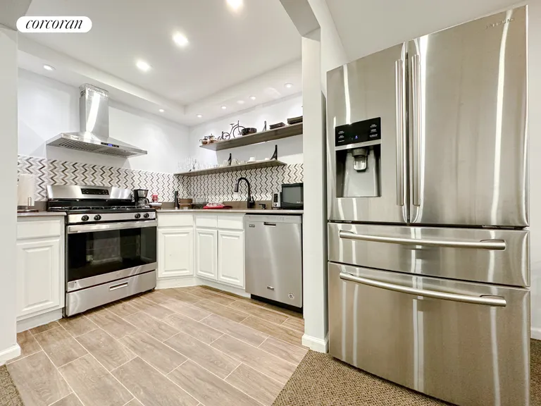 New York City Real Estate | View 252 Highland Boulevard, 1 | room 3 | View 4
