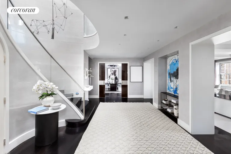New York City Real Estate | View 1185 Park Avenue, 16/17F | Foyer | View 2