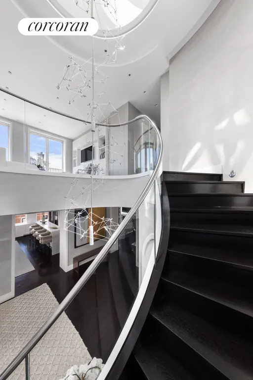 New York City Real Estate | View 1185 Park Avenue, 16/17F | Staircase | View 25