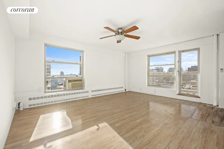 New York City Real Estate | View 80 LaSalle Street, 19F | room 1 | View 2