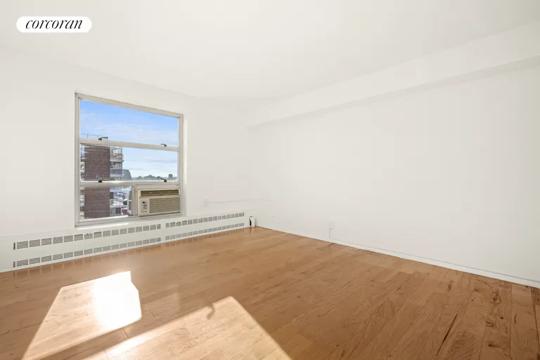 New York City Real Estate | View 80 LaSalle Street, 19F | room 12 | View 13