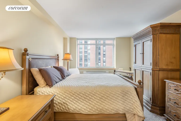 New York City Real Estate | View 1760 Second Avenue, 16D | room 5 | View 6
