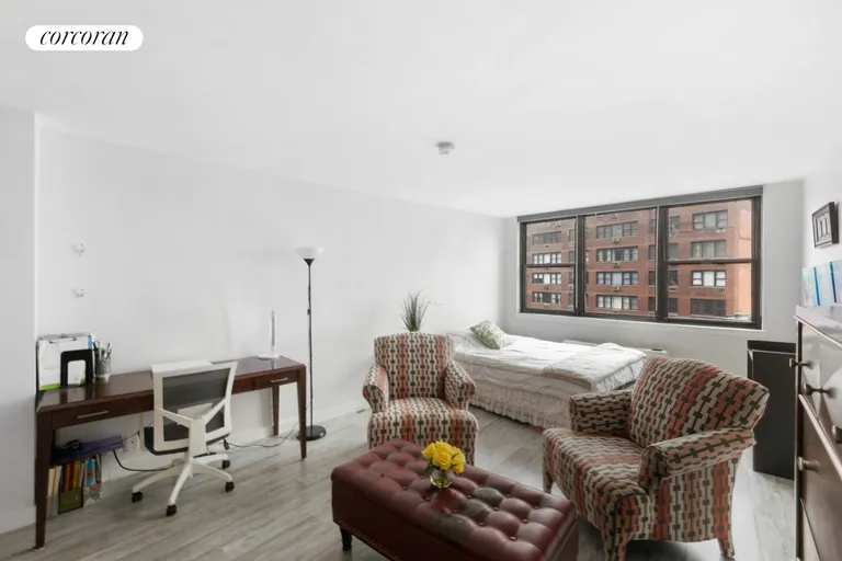 New York City Real Estate | View 225 East 36th Street, 8H | room 3 | View 4
