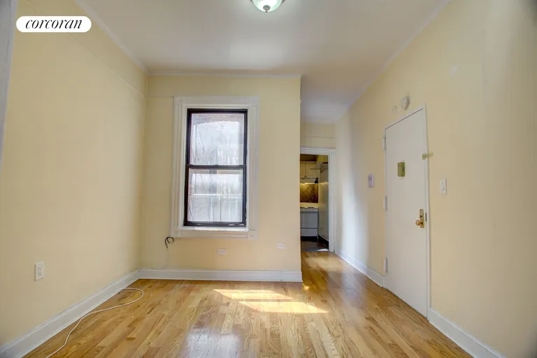 New York City Real Estate | View 202 West 96th Street, 4A | Living Room | View 3