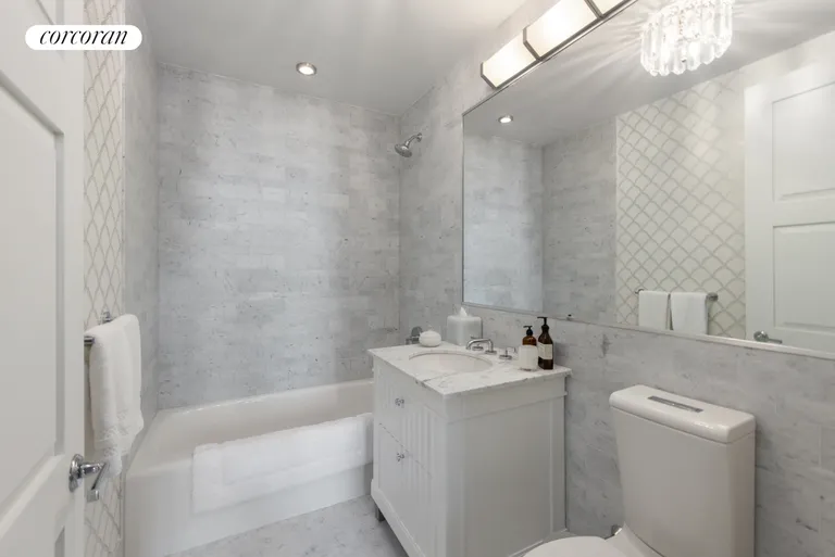 New York City Real Estate | View 30 Park Place, 58D | Full Bathroom | View 11