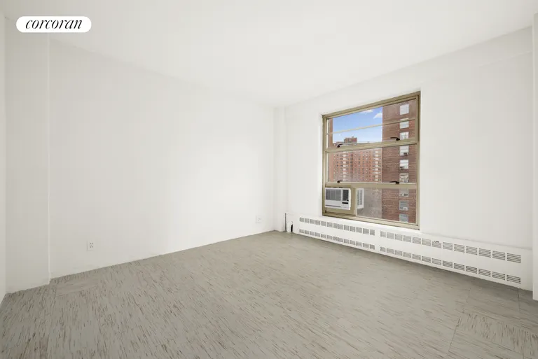 New York City Real Estate | View 100 Lasalle Street, 8D | Living Room | View 6