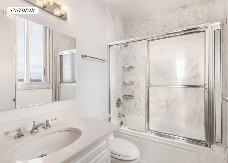 New York City Real Estate | View 101 West 79th Street, 31C | room 4 | View 5