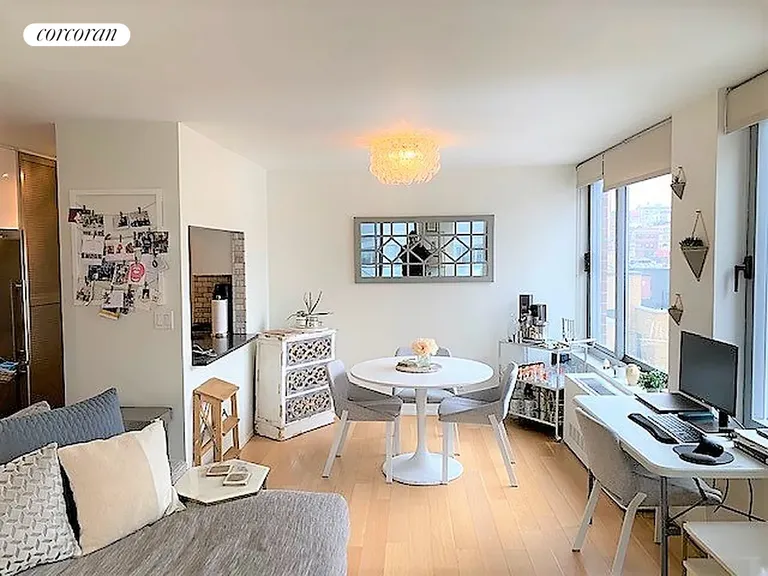 New York City Real Estate | View 270 West 17th Street, 8G | room 5 | View 6