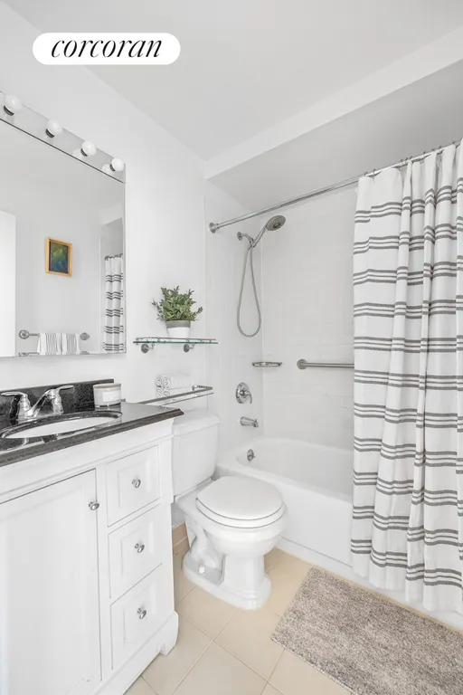 New York City Real Estate | View 174 Pacific Street, 1B | Full Bathroom | View 7