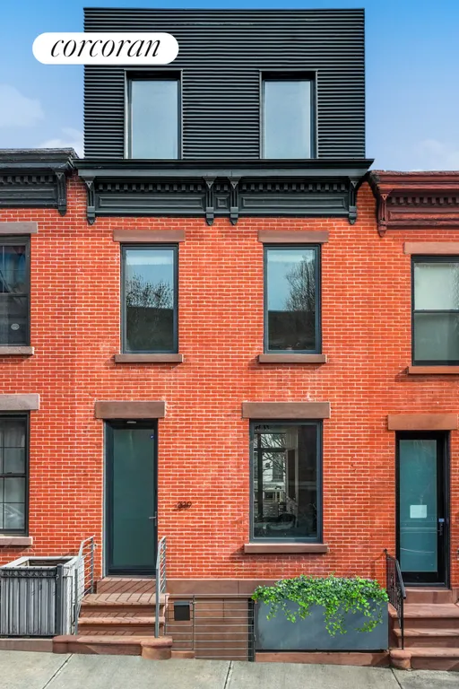 New York City Real Estate | View 319 Carroll Street | 4 Beds, 3.5 Baths | View 1