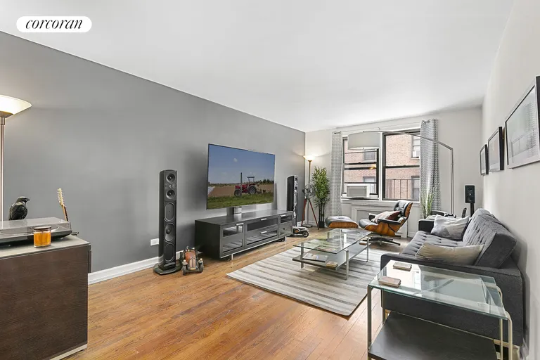 New York City Real Estate | View 25 Oliver Street, 2B | room 5 | View 6