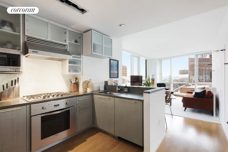 New York City Real Estate | View 200 Chambers Street, 5D | room 1 | View 2