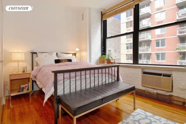New York City Real Estate | View 525 West 22nd Street, 4E | room 3 | View 4