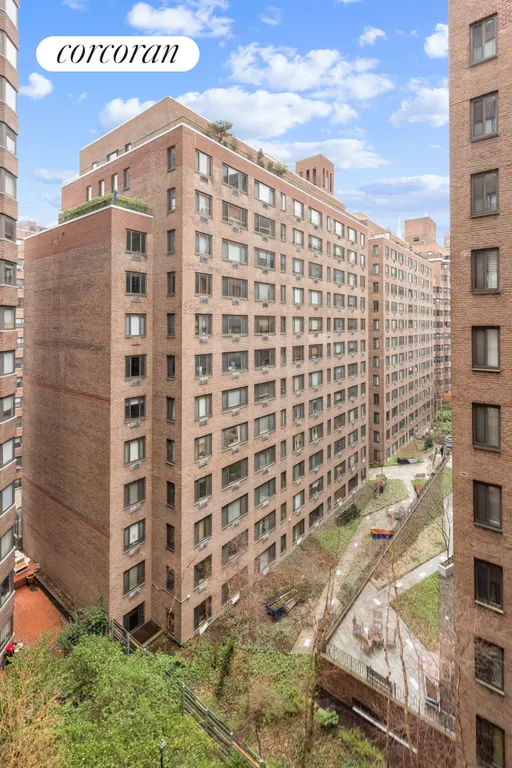 New York City Real Estate | View 1175 York Avenue, 9L | room 8 | View 9