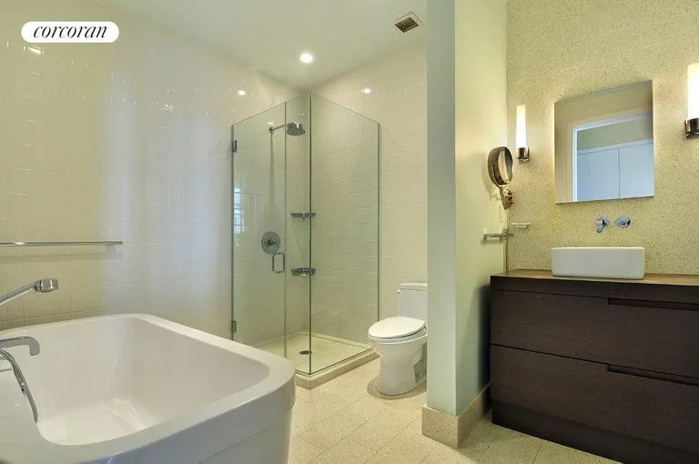 New York City Real Estate | View 360 Furman Street, 832 | Full Bathroom | View 7