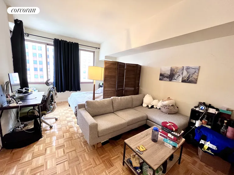 New York City Real Estate | View 350 West 50th Street, 31A | room 5 | View 6