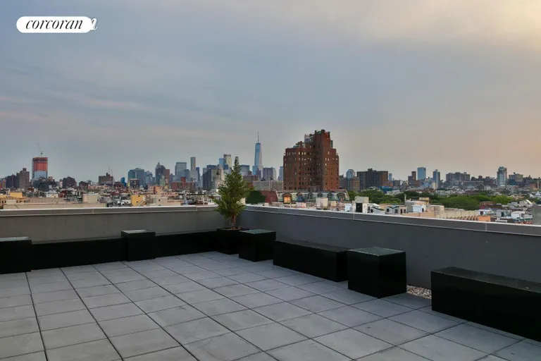 New York City Real Estate | View 189 Avenue C, 9D | room 4 | View 5