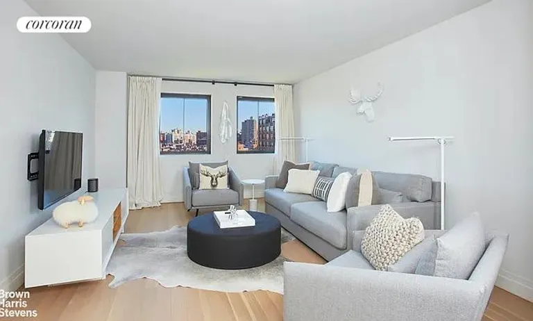 New York City Real Estate | View 421 Hudson Street, 807 | room 1 | View 2