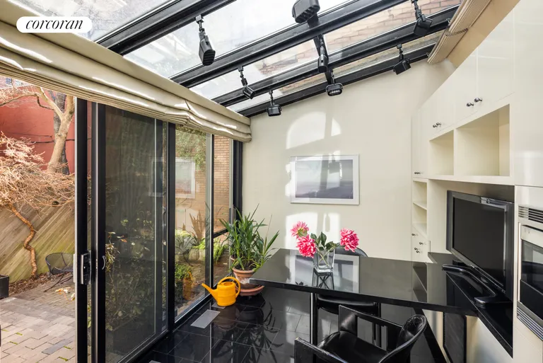 New York City Real Estate | View 10 Pineapple Street | room 4 | View 5