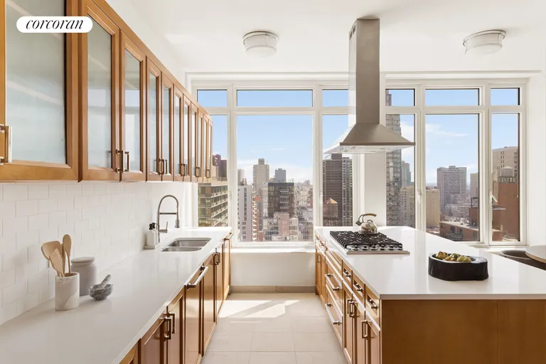 New York City Real Estate | View 205 East 85th Street, PH2CD | room 12 | View 13