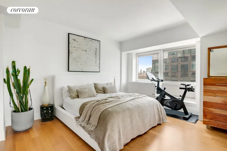 New York City Real Estate | View 440 Kent Avenue, 19D | room 4 | View 5