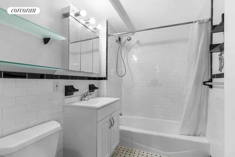 New York City Real Estate | View 1831 Madison Avenue, 8D | Full Bathroom | View 7
